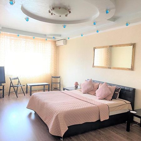 Luxcityapart On Olievskaya Киев Экстерьер фото